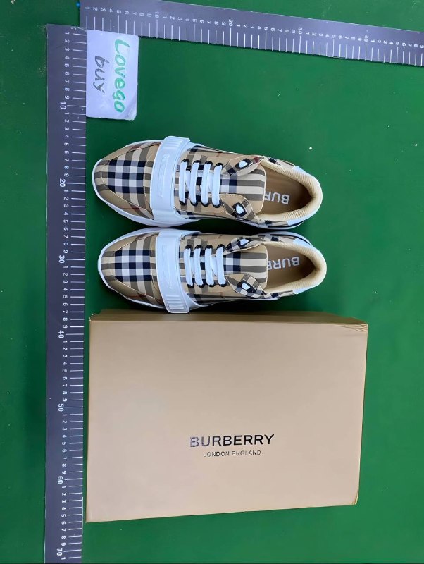 Paire de sneakers premium urbaines