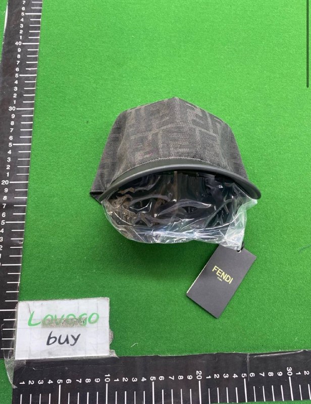 Casquette premium avec visière 2