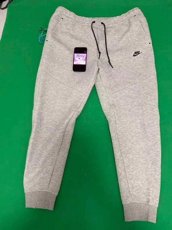 Bas Nike Tech Fleece gris