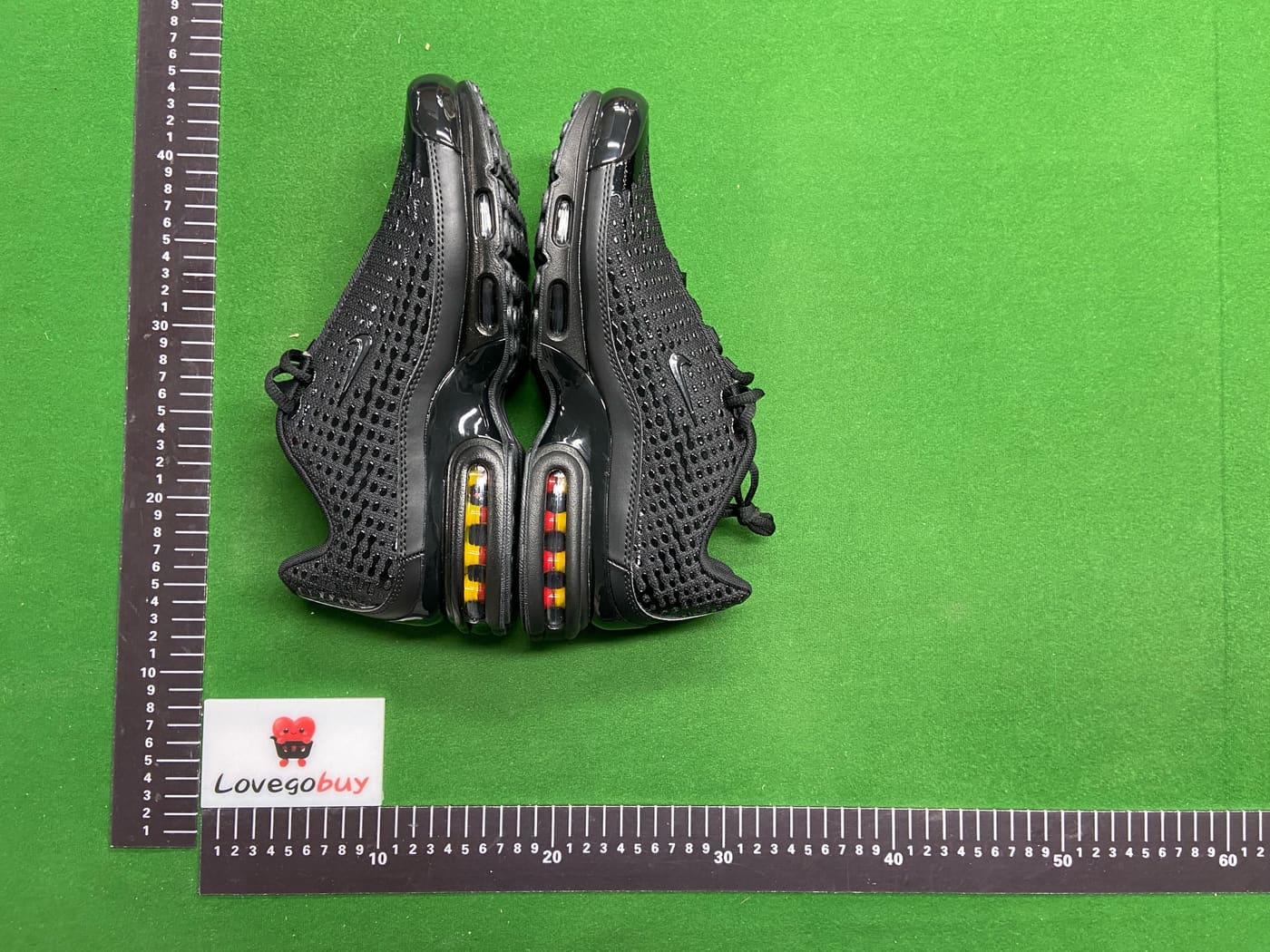 Paire de Nike Air Max TN 7 — QC 4