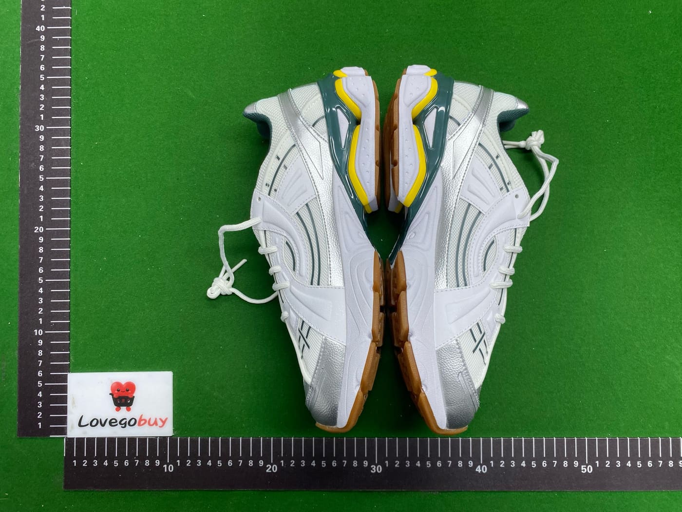 Paire de Under Armour sola 3