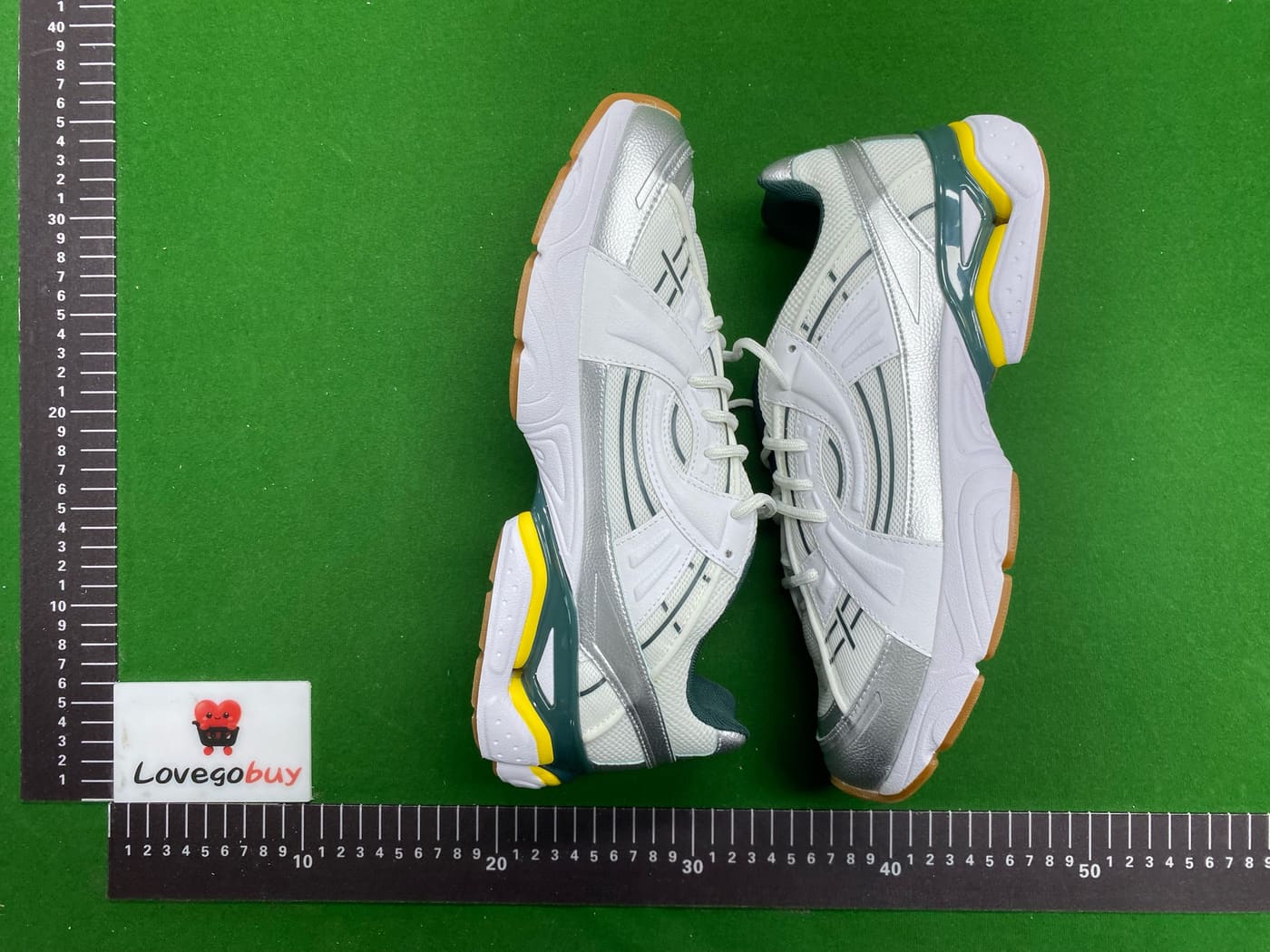 Paire de Under Armour sola 4