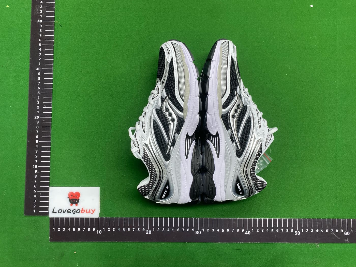 Paire Saucony ProGrid Omni 9 — QC 5