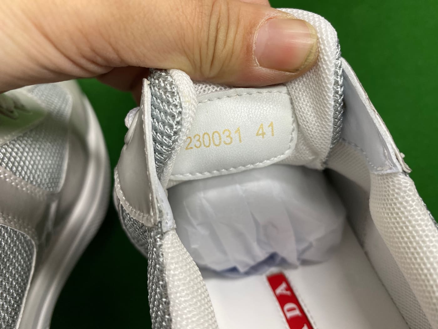 Paire de sneakers cup avec boîte — QC 2