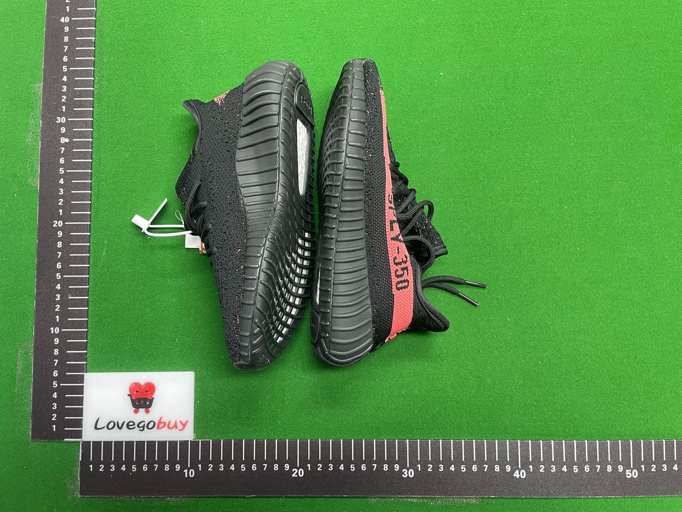 Paire Adidas Yeezy 350v2 — QC 1