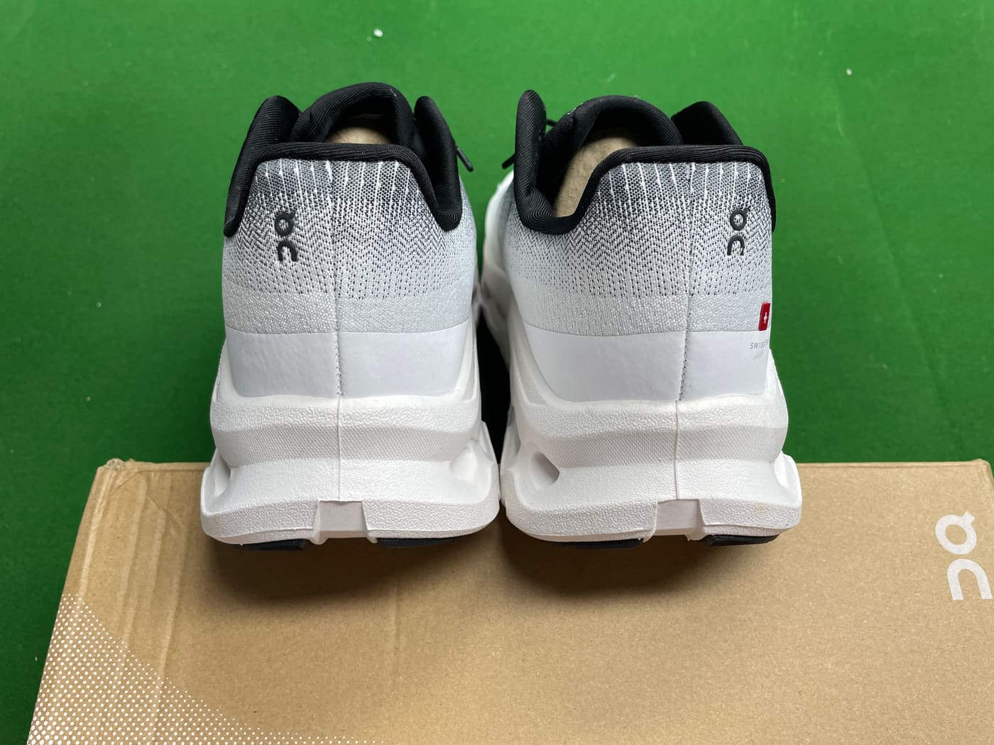 Paire On Cloudtilt (+15 coloris) — QC 3