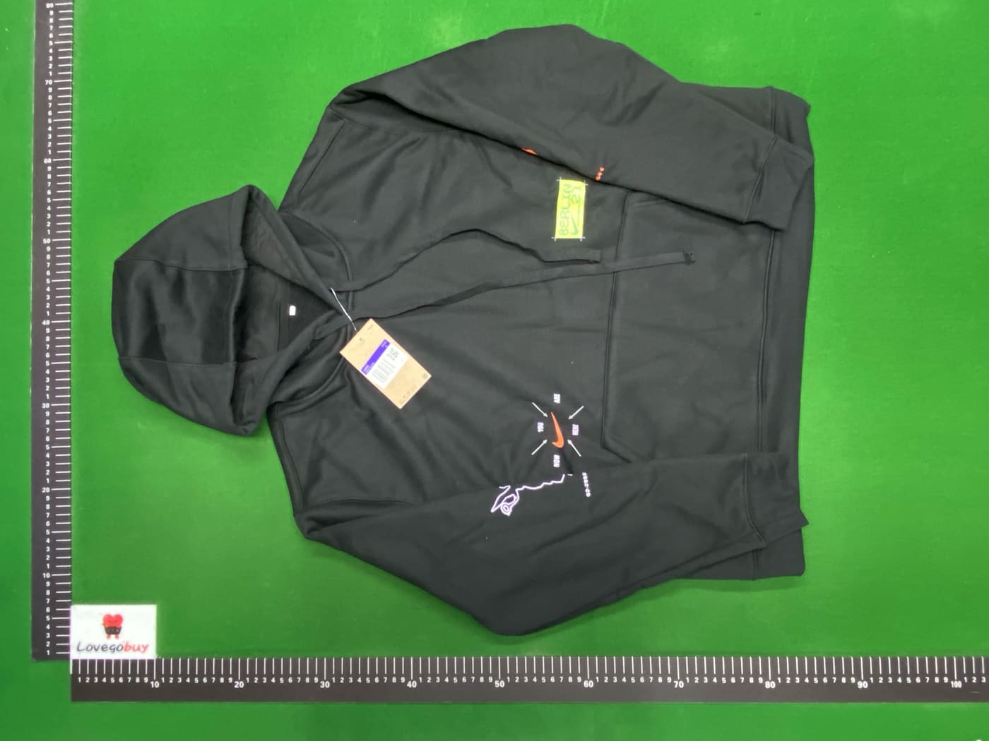 Pull Nike Berlin 3