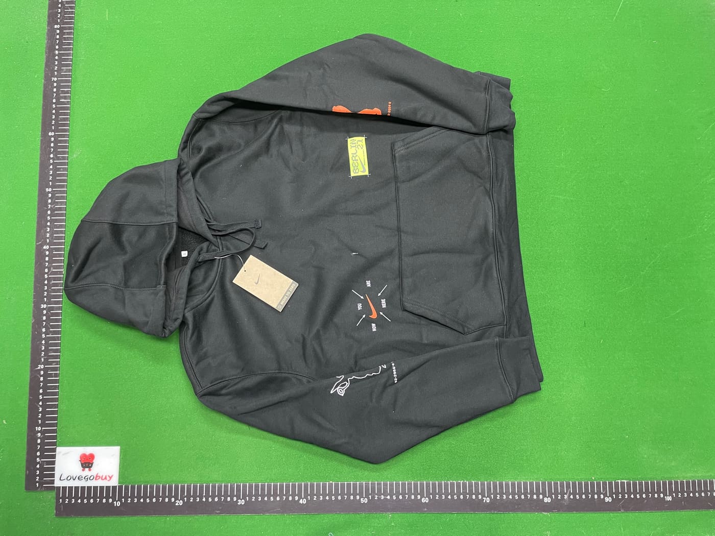 Pull Nike Berlin — QC 4
