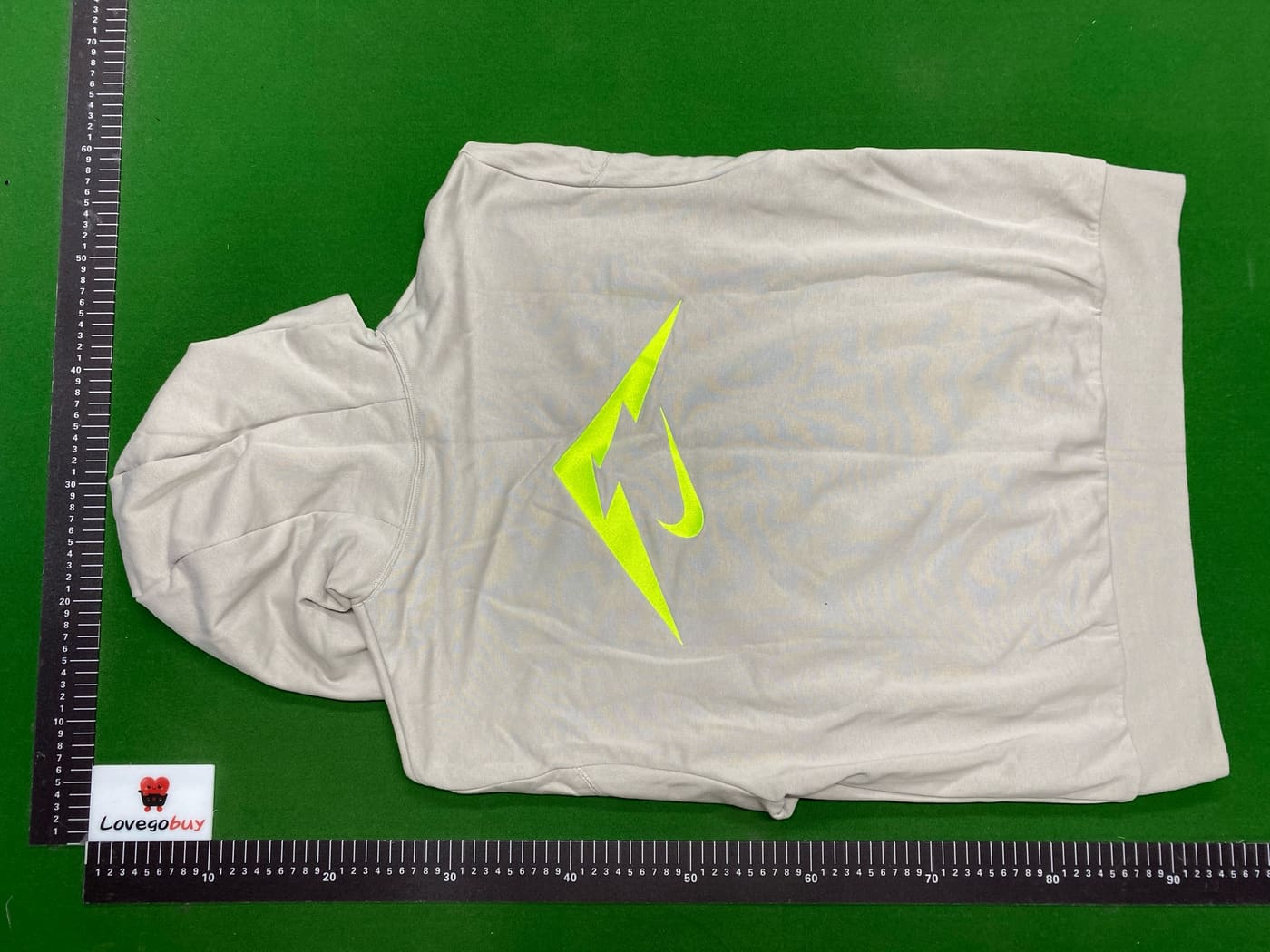 Pull Nike trail authentique neuf avec étiquette 4