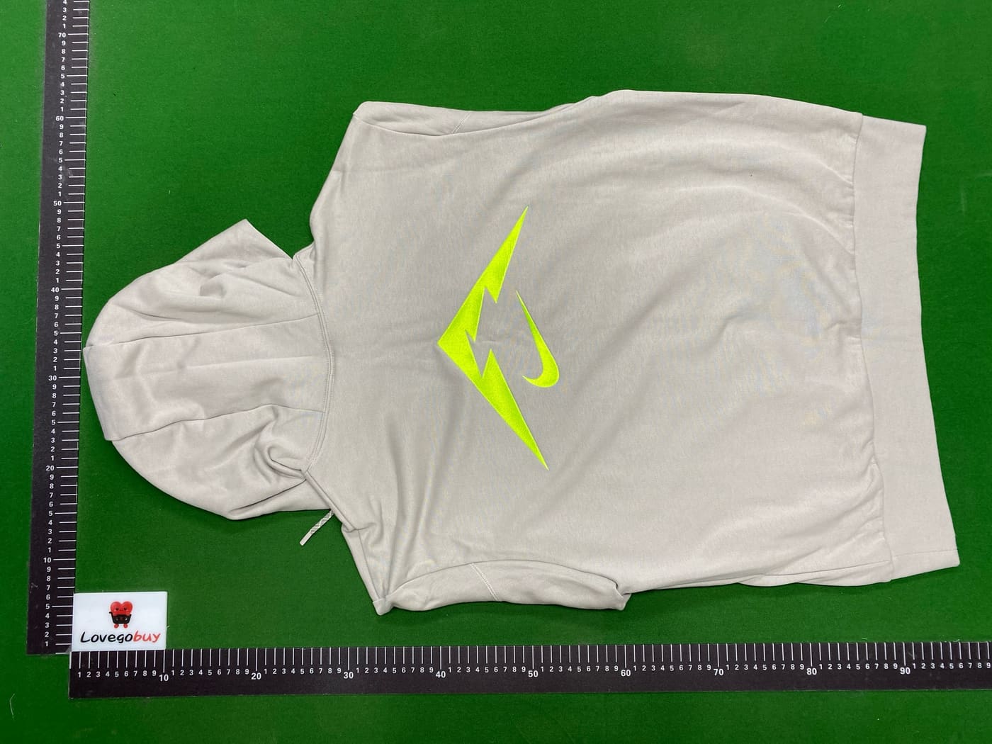 Pull Nike trail authentique neuf avec étiquette — QC 5