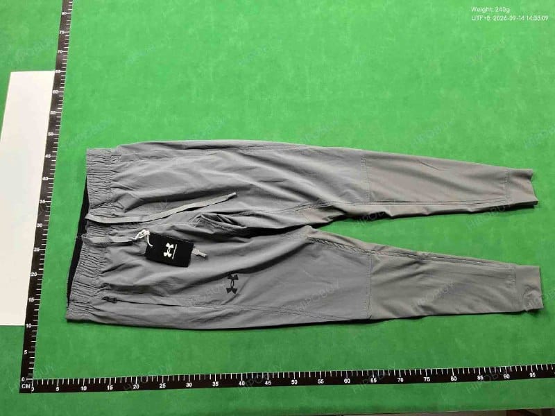 Bas Under Armour hybrid gris